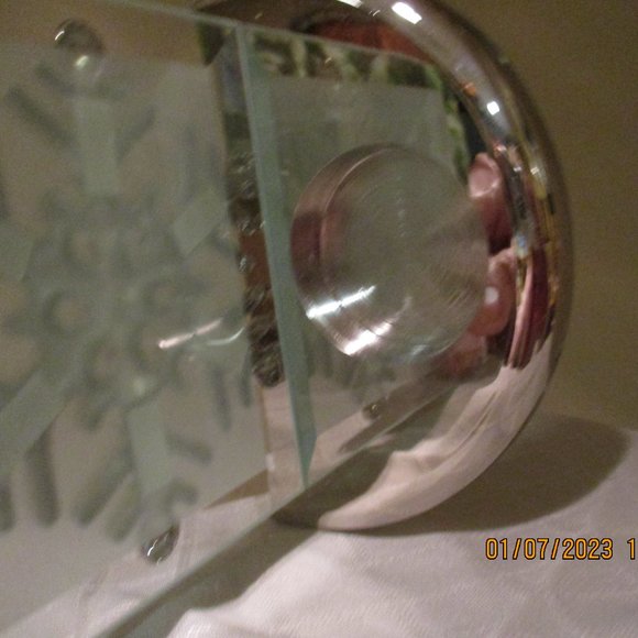 KIRKLAND TEALIGHT CANDLE HOLDER VERY PRETTY METALLIC SNOWFLAKE NEW - Picture 6 of 6